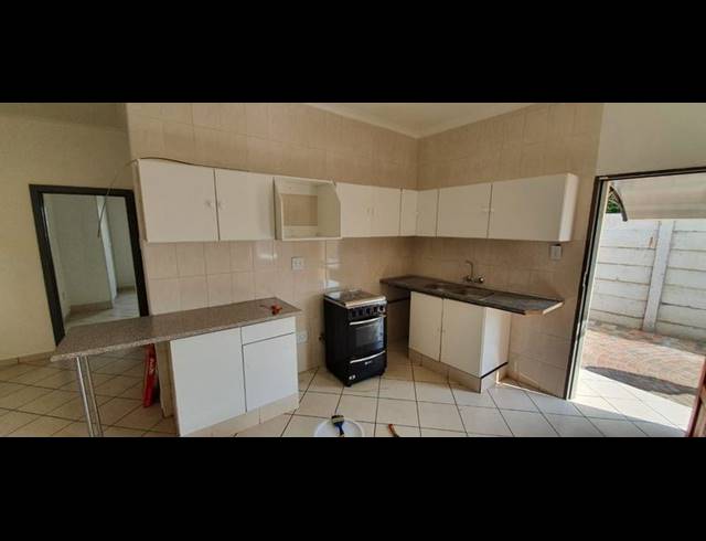 3 BEDROOM PROPERTY TO RENT IN BRENTHURST
